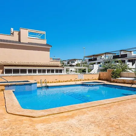 Dunas De Oro 皮拉尔－德拉奥拉达达